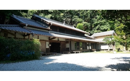 古民家やまおか 2名様 一棟貸切 ご宿泊券 一泊二食付き(ご夕食は宇陀牛のメニュー) ／ ふるさと納税 自然 体験 奈良県 宇陀市