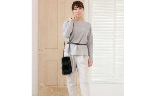 【0420-2】ちょっとした贅沢!フォックス毛皮ポシェット ブラック