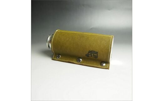 【0968-1】心躍るリアルレザーの質感！ 牛革CB缶カバー OLIVE（野口オートキャンプ場）