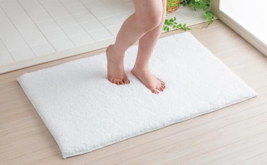 思わず頬ずりしたくなるバスマット プレミアム60×90cm ホワイト
