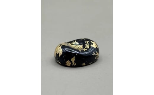 箸置き へこみ 漆黒金箔［NF218］