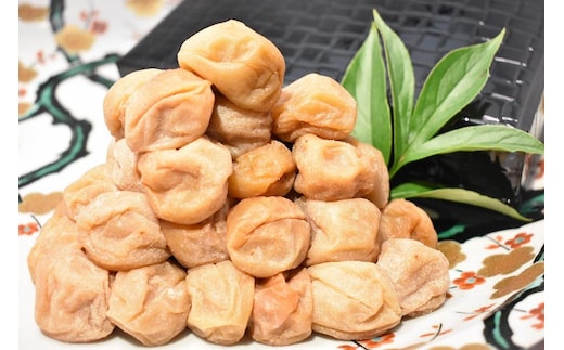 高級南高梅 白干梅800g入 紀州塗箱 網代模様仕上 【SW72】