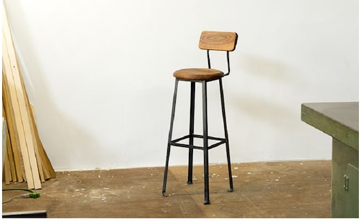 カウンターチェア(SEAT300)木材：ブラックウォルナット材×フレーム：2液ウレタン塗装 艶消し黒 アンティーク風インダストリアルアイアン