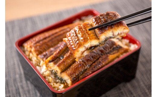 【国産 大型サイズ】ふっくら柔らか国産うなぎ蒲焼き 約２人前 化粧箱入【uot714A】