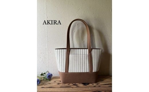 【AKIRAオリジナル】【マツコの知らない世界 で紹介されました!】 中型レディストートバッグ ショルダータイプ ストライフ?×薄茶テ?ニム 軽量 軽い 日本製 キャンバス 帆布 横型 肩掛け 通勤 通学 大容量 上質 カジュアル オシャレ レディース カバン 鞄 バック