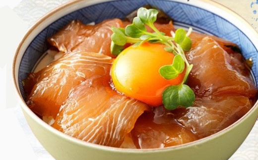 hn079板前特製たれ仕込み！初音の旬の魚の漬け丼セット【１２回定期便】