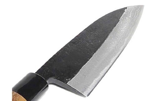 土佐打刃物】 出刃包丁 黒打ち仕上げ ダマスカス 両刃 刃長15cm 土佐