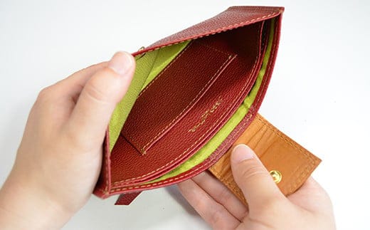 スマート長財布（シュリンクレザー・レッド） BK005