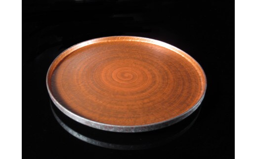 有田焼 フラット23cm丸皿有田焼黒錆絞り雲赤渕立 松華堂 A27-6