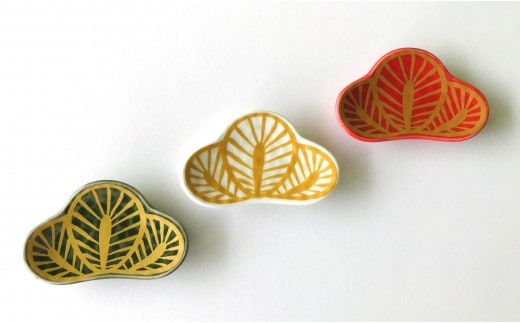 『12/22までの決済完了で年内発送』有田焼 招福はしおき/松型3色セット 深海三龍堂 A12-196