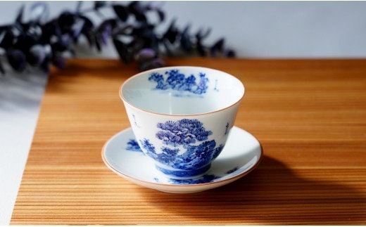 有田焼 手描き 山水絵 せん茶碗皿セット 小 【起山窯】食器 器 うつわ 茶器 煎茶碗 湯呑み 湯呑 茶托 小皿 菓子皿 食洗機対応 A30-642