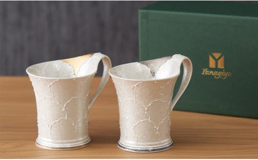 パール牡丹流転マグカップ（ゴールド・プラチナ）ペア 柳屋 35000円 3.5万円 A35-505