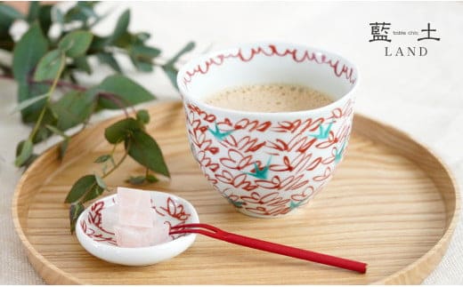 有田焼 ゆらり和カップ＆豆皿セット/赤絵風花【藍土】 フリーカップ おしゃれ 贈り物 ギフト A12-174