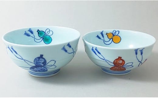 有田焼 六瓢紋 対飯碗 【ヤマト陶磁器】食器 器 うつわ 磁器 陶磁器 茶碗 茶わん ごはん茶碗 夫婦茶碗 2個 ペア セット ひょうたん 縁起物 手描き 贈答 ギフト A40-372