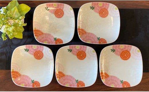 有田焼 錦銀菊花尽くし 正角銘々皿 5枚セット【丸兄商社】食器 器 うつわ 皿 小皿 取皿 角皿 縁起物 お正月 おせち ハレの日 銀彩 菊 華やか A40-401