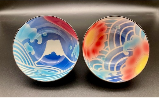 有田焼 伝作窯 黒助茶碗 青海波ペアセット A40-180