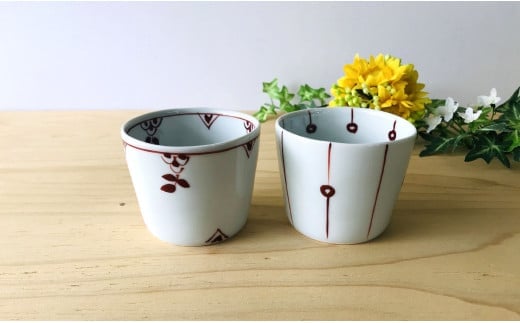 有田焼 ペア赤絵そば猪口（十草と小花）深海三龍堂 A17-15