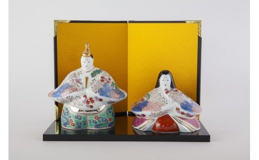 A130-26 有田焼【其泉】磁器製ひな人形 金屏風・木台付き 賞美堂本店