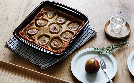 有田焼 ベイクウェア103 アメ グラタン皿 【ヤマト陶磁器】耐熱皿 グラタン皿 オーブン皿 スクエア 正方皿 電子レンジ オーブン グラタン皿 A45-114