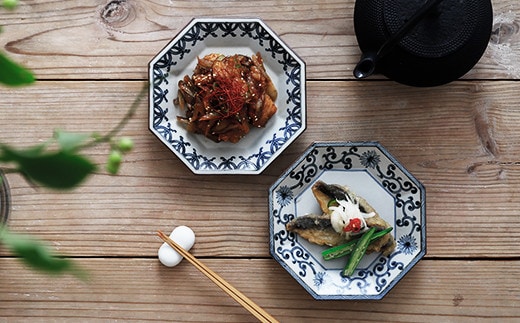 有田焼 徳幸窯 古染付八角皿 2枚セット【ヤマト陶磁器】食器 器 うつわ 磁器 陶磁器 取皿 菓子皿 八角皿 2枚 セット 貫入 古染付 渕錆 ネイビー ブラウン A50-275