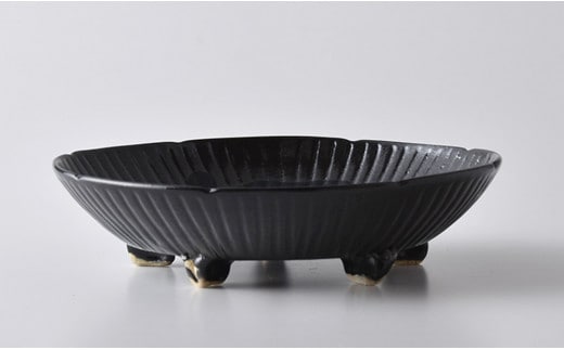 有田焼 乃利陶窯 五臓六腑が喜ぶ【こくようせき】黒曜石鎬彫18cm足付パスタ皿 皿 食器 うつわ 器 ギフト 贈り物 30000円 3万円 A30-716