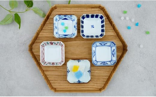 皓洋窯 有田焼 隅切小皿絵変わり5点セット 5枚 正方形 取り皿 食器 うつわ 器 ギフト 贈り物 35000円 3.5万円 A35-405