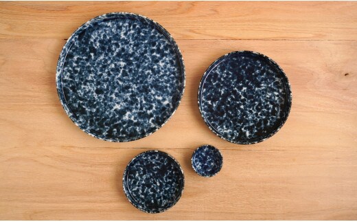 有田焼 呉須うのふ バーチカルプレート 4枚セット マルシゲ陶器 A35-201