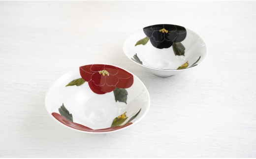 有田焼 泰山 赤牡丹・黒牡丹 俵小丼2枚セット 食器 器 うつわ 陶磁器 皿 ギフト 贈答 35000円 3.5万円 A35-466