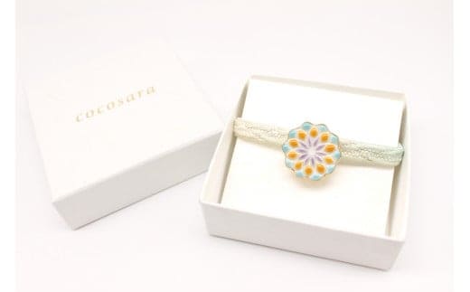 cocosara ヴィオラの花を感じさせる・シックな花火の帯留（水色×黄×紫） 和装小物 着物用 A12-212