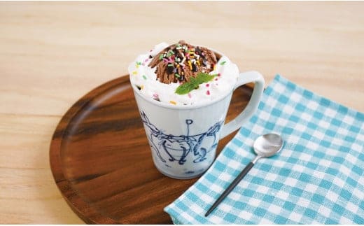 有田焼 染付鳥獣戯画 酒樽ゆったりマグカップ よう楽庵・たかす A22-37 