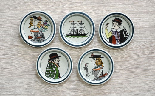 有田焼 南蛮人絵変り小皿5枚セット No.2【ARITAYAKI-STORE】器 うつわ 食器 小皿 豆皿 薬味入れ 5枚 セット 手描き 電子レンジ対応 食洗機対応 A24-166