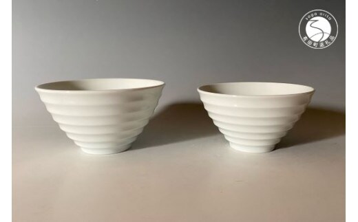 中仙窯 有田焼 白磁飯碗セット（大・小）お茶碗 夫婦茶碗（中尾純作） A30-427
