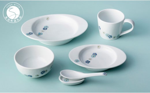 肥前赤絵窯元 鷹巣 お食い初め器揃え 男の子用 百日お祝い 成長と共に長く使える 名入れ 有田焼 A70-138