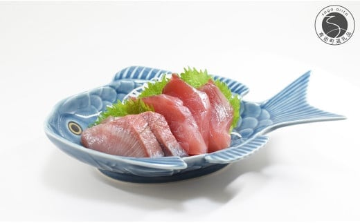 盛り映えする器シリーズ 鯛の盛り付け皿（ブルー） 有田焼 幸楽窯 器 食器 青 お祝い お正月 ハレの日 30000円 3万円 A30-739