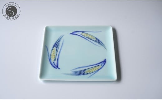 有田焼 麦おどる角皿 【晩香窯 庄健】食器 うつわ 器 シンプル 上品 絵付け 取り皿 ケーキ 手彫り 手作り A18-197