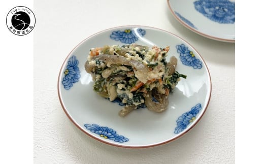 有田焼 手描きボタン柄 小皿【起山窯】食器 器 うつわ 皿 小皿 取皿 菓子皿 デザート皿 プレート 染付 牡丹 ぼたん 電子レンジ対応 A15-326