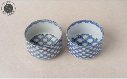 有田焼 青海波 手造り向付 2個セット【染付の器 匠】食器 器 うつわ 手描き 手づくり 青海波 点描 どんぶり 抹茶碗 向付 電子レンジ対応 85000円 A85-29