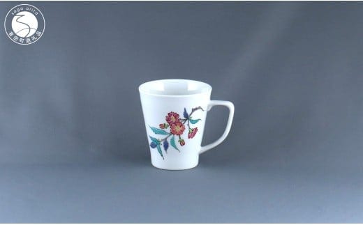 有田焼 マグカップ〈吉野桜文〉【赤絵白磁硯処 雪月花】食器 器 うつわ 手描き 伝統工芸 ギフト 贈り物 45000円 A45-326