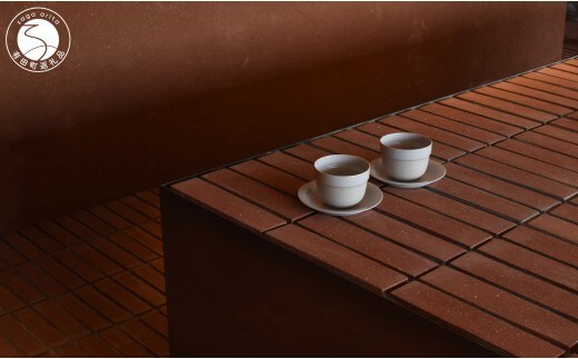 1616/ CMA Tea Cup & Soft Flat 120 Earth Grey 各2セット【1616/arita japan】有田焼 セシリエ・マンツ 北欧 デンマーク食器 器 うつわ ティーカップ カップ プレート 皿 グレー シンプル シック モダン ギフト A22-109