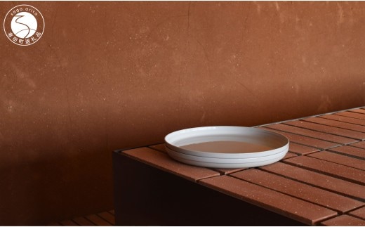1616/ CMA Stack Flat 205 Earth Grey 2枚セット【1616/arita japan】有田焼 セシリエ・マンツ 北欧 デンマーク 食器 器 うつわ 皿 プレート グレー シンプル スタッキング シック モダン ギフト A24-214