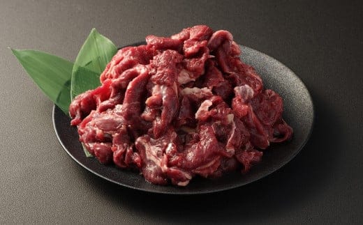 【3ヶ月定期便】馬スジ 1kg(500g×2パック) 馬肉 お肉 肉 熊本 高森町 冷凍