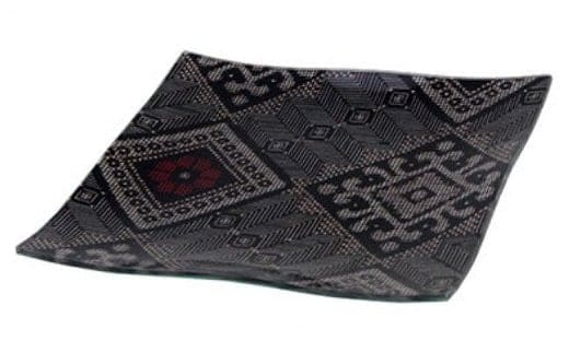 クリスタル大島紬 角皿 A104-002